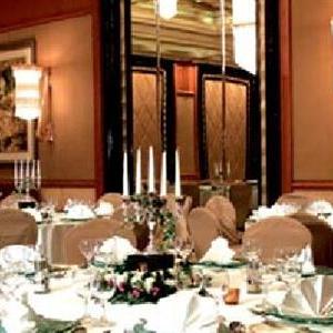 отель Renaissance Shanghai Pudong