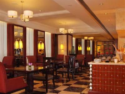 Отель Renaissance Shanghai Pudong в Шанхай - Китай