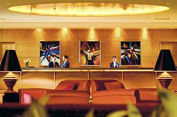 Отель Renaissance Yangtze Shanghai в Шанхай - Китай