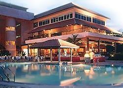 отель The Qamar Paka