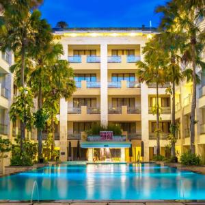отель Aston Kuta Hotel & Residence