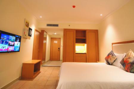 Отель Resort Golden Palm Yalong Bay в Бухта Ялонг - Китай