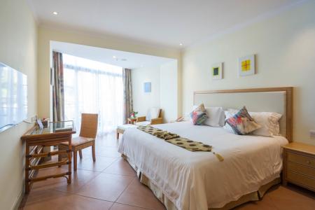 Отель Resort Golden Palm Yalong Bay в Бухта Ялонг - Китай