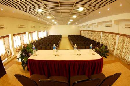 Отель Resort Marinha Dourada в Арпора - Индия