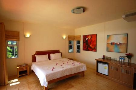 Отель Maiiam Bungalows в пляж Ката - Таиланд