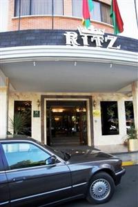 Ritz Apart