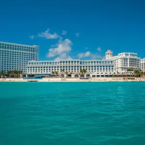 отель Hotel Riu Cancun