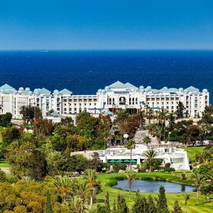 отель Barcelo Concorde Green Park Palace