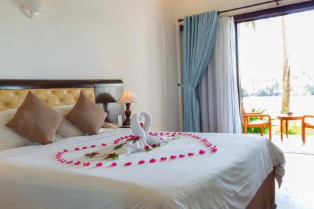 Отель River Beach Resort & Residences в Хой Ан - Вьетнам