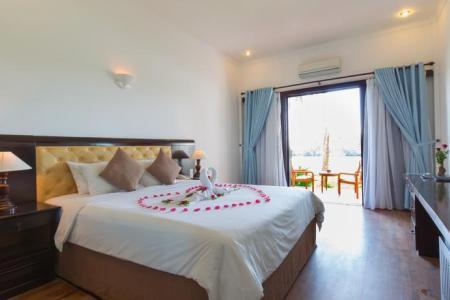 Отель River Beach Resort & Residences в Хой Ан - Вьетнам