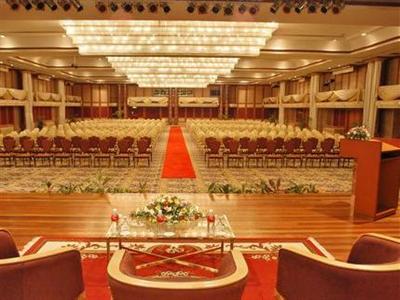 Отель Riverside Majestic (ex.Crone Plaza Riverside) в о. Борнео - Малайзия