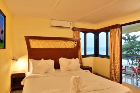 Rococco Ashvem Resort