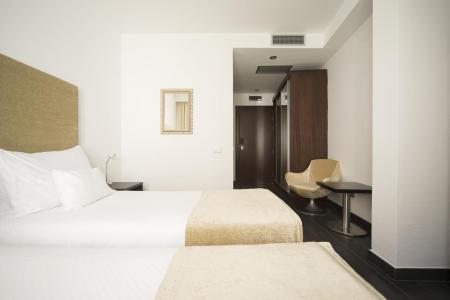 Отель Astoria Boutique Hotel в Будва - Черногория