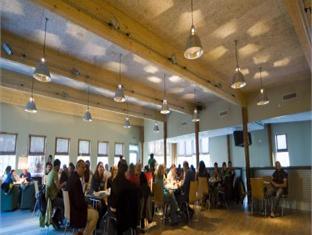 Roosta Holiday Village