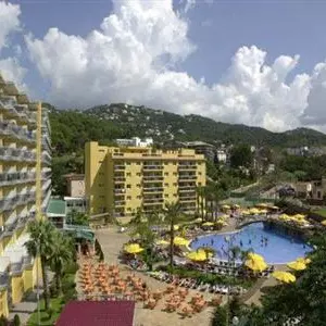 отель Rosamar Garden Resort