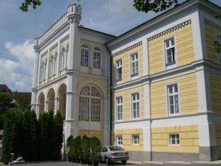 Отель Astoria Hotel в Балатон - Венгрия