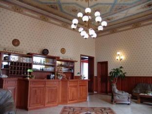 Отель Astoria Hotel в Балатон - Венгрия