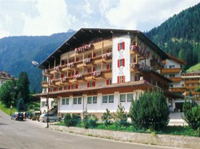 Отель Astoria (Canazei) в Валь ди Фасса - Италия