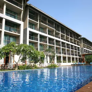 отель Jin Jiang Sanya Royal Garden Resort