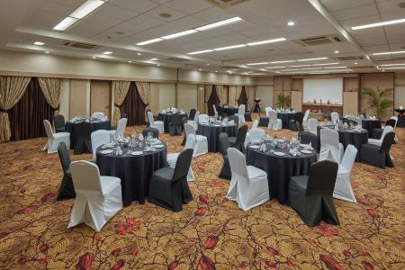 Отель Royal Orchid Beach Resort & Spa в Уторда - Индия