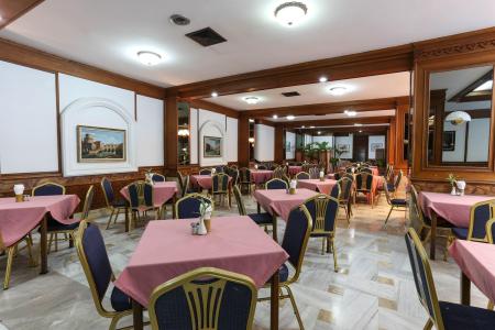 Отель Royal Twins Palace Hotel в Паттайя Центр - Таиланд