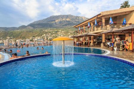 Отель Wind Rose Resort by Karisma в Барская ривьера - Черногория