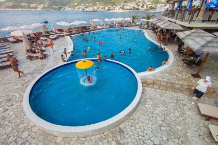 Отель Wind Rose Resort by Karisma в Барская ривьера - Черногория