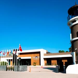 отель Sailor`s Beach Club