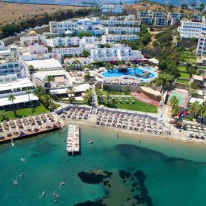 отель Salmakis Resort & Spa