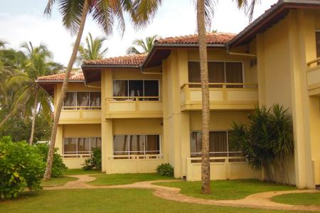 Отель Sanmali Beach в Маравила - Шри-Ланка