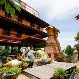 отель Sea Breeze Resort