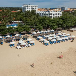 отель Dessole Beach Resort - Mui Ne (Ex. Sea Lion Beach Resort & Spa)