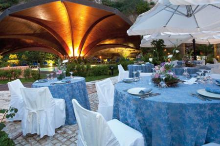 Отель Serapo в Ривьера ди Улиссе - Италия