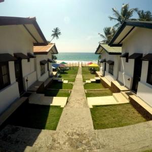 отель Ramon Beach Resort