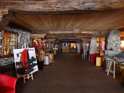 Shackleton Mountain Resort