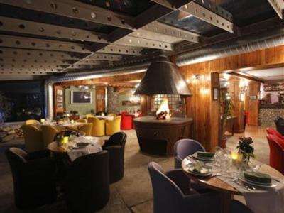 Shackleton Mountain Resort