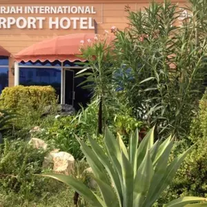 отель Sharjah International Airport Hotel