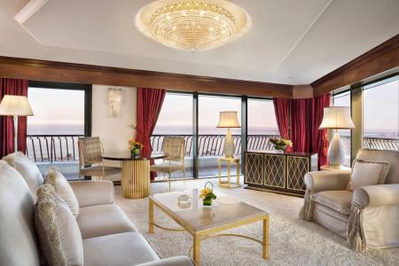 Отель Sheraton Grand Doha Resort & Convention Hotel в Доха - Катар