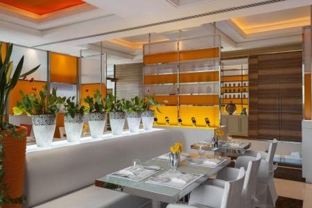 Отель Four Points by Sheraton Bur Dubai в Бур Дубай - ОАЭ