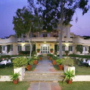 отель Shikarbadi