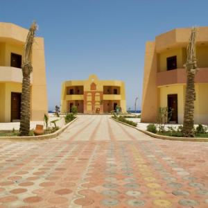 отель Shoni Bay Resort