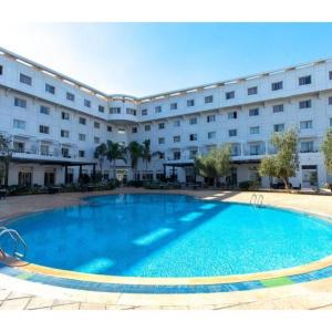 отель Atlas Sky Airport