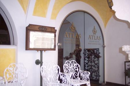 Atlas Grand