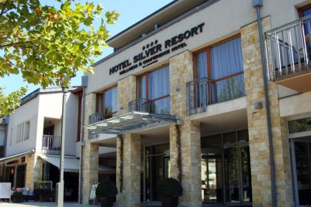 Silverine Lake Resort