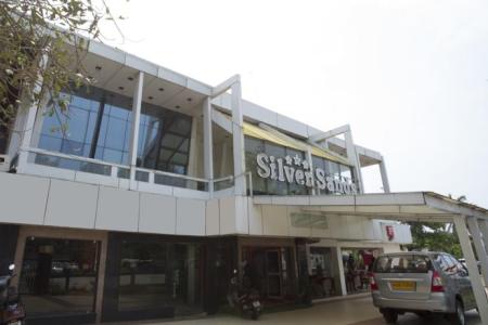 Silver Sands Beach Resort