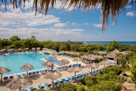 Отель Sol Turquesa Beach в Плайя Юрагуаналь - Куба