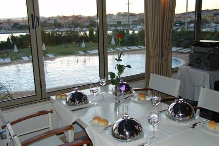 Отель Sisus в Чешме - Турция