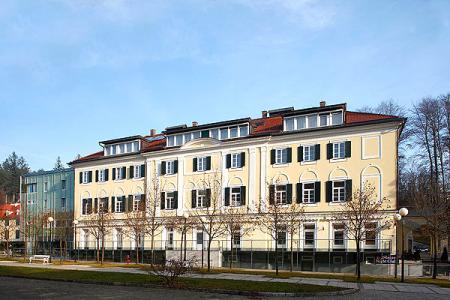 Отель Slatina в Рогашка Слатина - Словения