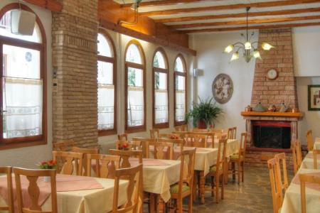 Acropole Delphi Hotel