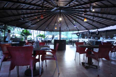 Отель SoMy Plaza в Калангут - Индия